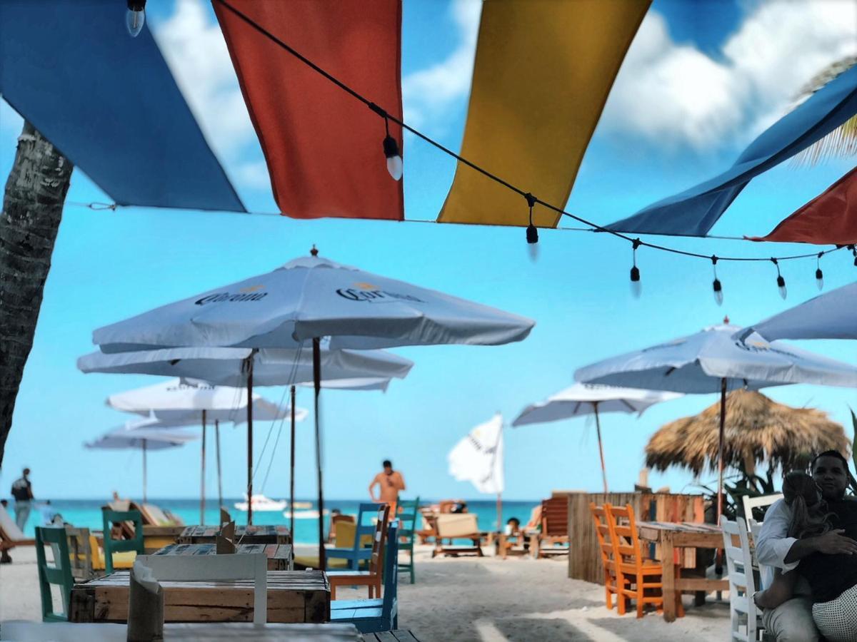 Ducassi Suites Rooftop Pool - Beach Club And Spa プンタ・カナ エクステリア 写真